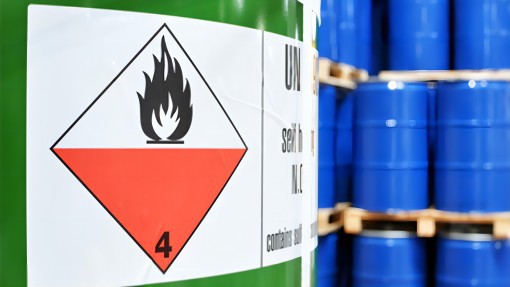 10-02-2020-news-storage-of-barrels-in-chemical-factory-938035436-thumb-1200x6271 10-02-2020-news-storage-of-barrels-in-chemical-factory-938035436-thumb-1200x6271